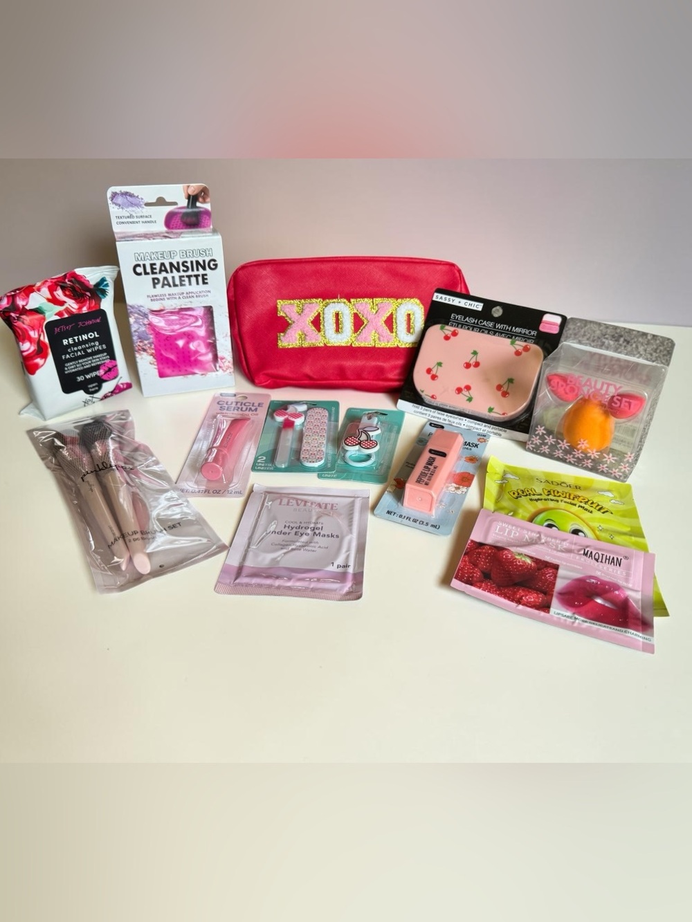 Beauty and Skincare Bundle 13 Pieces NEW